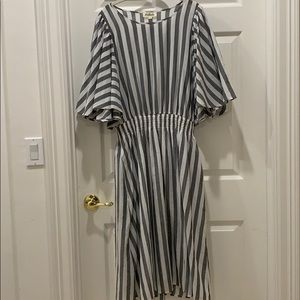 GRAY STRIPED DRESS